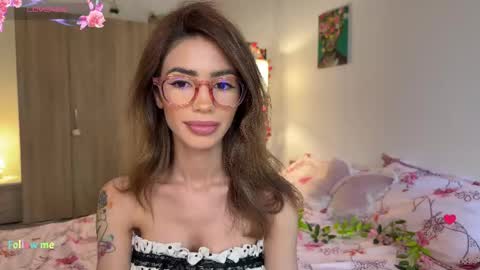 Alya online show from 18, 4, 2026