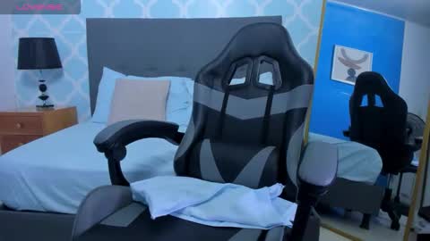 Snapshot of ayla13_ chatting on 9, 2, 2026 Alyda Jaramillo online show from 9, 2, 2026