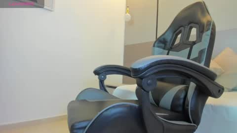 Snapshot of ayla13_ chatting on 15, 5, 2026 Alyda Jaramillo online show from 15, 5, 2026