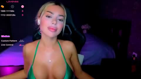  Ayla Demir  online show from 20, 7, 2026