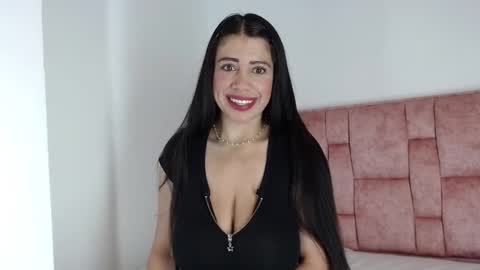 Snapshot of aylasophia_ chatting on 8, 12, 2024 Ayla Sophia online show from 8, 12, 2024