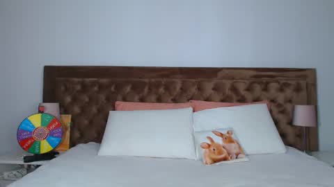 Aylin online show from 9, 9, 2025