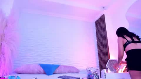 aylinlove_ online show from 13, 6, 2026