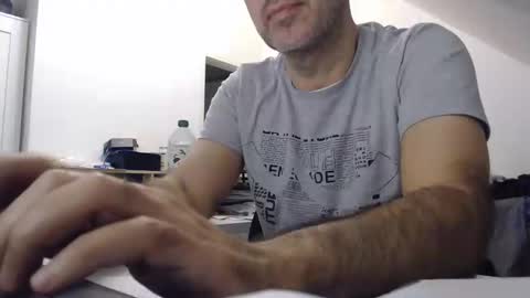 Snapshot of aylinniyerim chatting on 17, 2, 2025 aylinniyerim online show from 17, 2, 2025