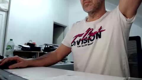 Snapshot of aylinniyerim chatting on 22, 3, 2026 aylinniyerim online show from 22, 3, 2026