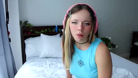 Ayra Lust online show from 8, 3, 2025