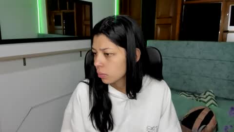 aysha_winxx online show from 14, 1, 2026