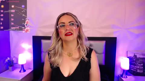 Snapshot of azaahara_ chatting on 11, 7, 2026 Azahara online show from 11, 7, 2026