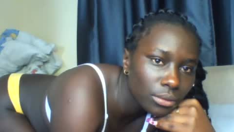 Snapshot of azaelia_iris chatting on 20, 5, 2026 azaelia_iris online show from 20, 5, 2026