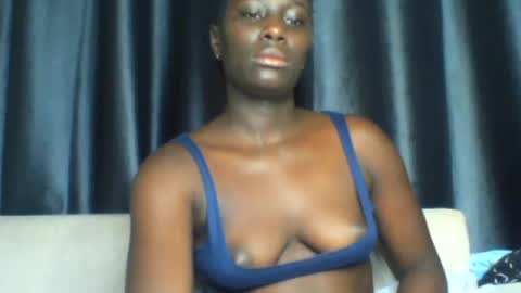Snapshot of azaelia_iris chatting on 5, 6, 2026 azaelia_iris online show from 5, 6, 2026