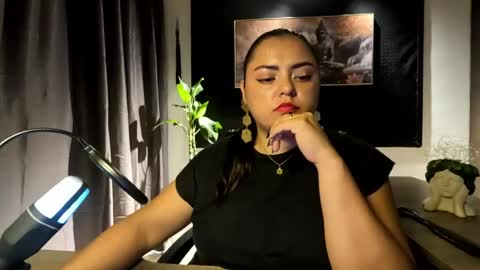 Snapshot of azaraonyx chatting on 27, 5, 2026 Goddess Azara online show from 27, 5, 2026
