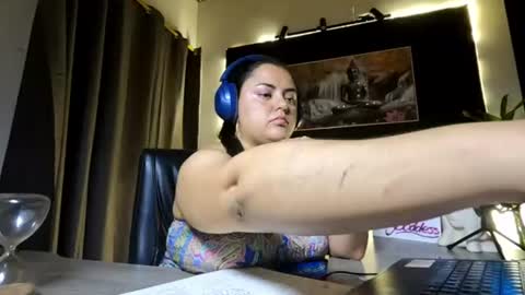 Snapshot of azaraonyx chatting on 11, 6, 2026 Goddess Azara online show from 11, 6, 2026