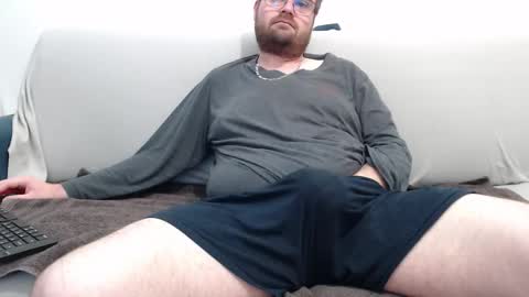 Snapshot of azer912 chatting on 5, 10, 2025 Azer online show from 5, 10, 2025