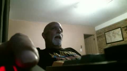 Snapshot of azjohnny chatting on 8, 4, 2026 azjohnny online show from 8, 4, 2026