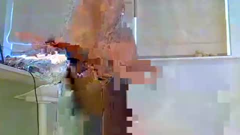 Snapshot of azole556 chatting on 15, 5, 2026 azole556 online show from 15, 5, 2026