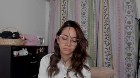 Snapshot of azumi_saan chatting on 18, 5, 2026 azumi saan online show from 18, 5, 2026