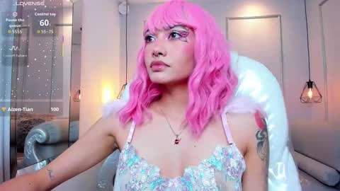 Azura online show from 31, 10, 2025