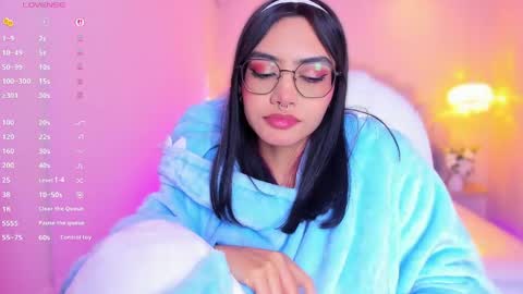 Snapshot of azurakindong chatting on 21, 4, 2026 Azura online show from 21, 4, 2026