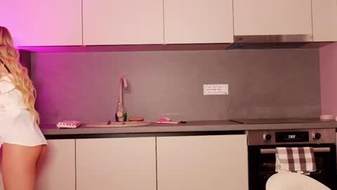 Alessia online show from 4, 12, 2025