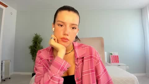 Monica online show from 26, 9, 2025