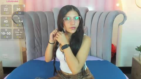 Snapshot of babe_vennus chatting on 29, 5, 2026 Venus online show from 29, 5, 2026
