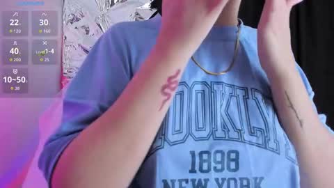 Queen B online show from 20, 3, 2026