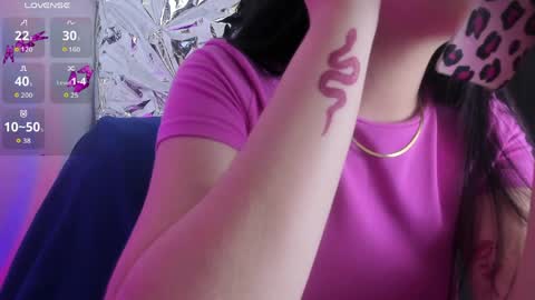 Queen B online show from 7, 4, 2026