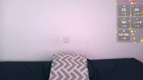 Snapshot of babeblair chatting on 27, 5, 2026 Queen B online show from 27, 5, 2026