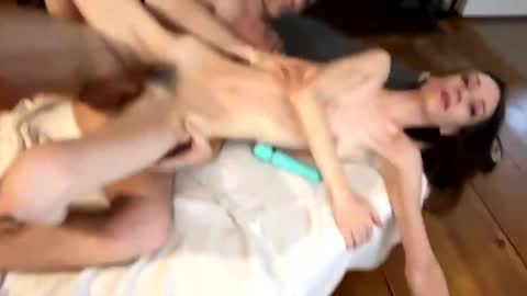 Fern Browning online show from 20, 12, 2024