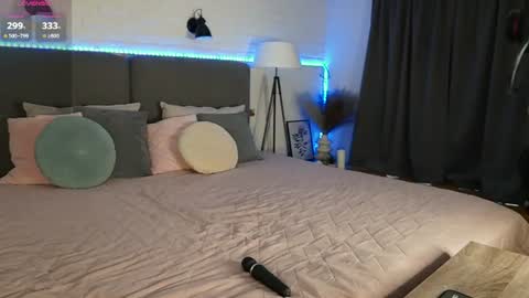 Baby   Lola online show from 8, 6, 2026
