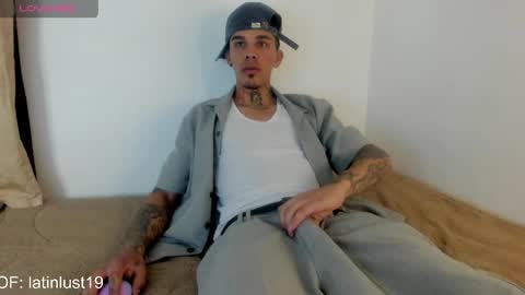 Snapshot of baby_gio chatting on 1, 6, 2026 OF GxoXabs online show from 1, 6, 2026