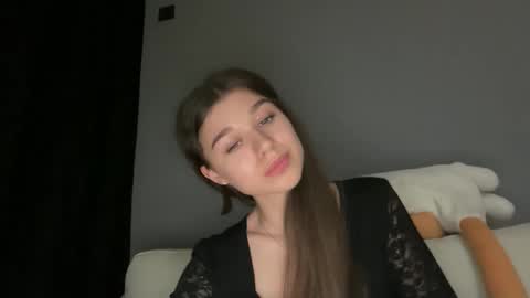 Baby girl nika online show from 30, 4, 2026