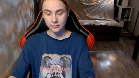 Snapshot of baby_kitte chatting on 4, 4, 2026 baby_kitte online show from 4, 4, 2026