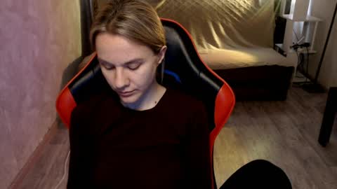 Snapshot of baby_kitte chatting on 5, 4, 2026 baby_kitte online show from 5, 4, 2026