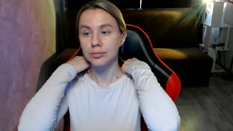 Snapshot of baby_kitte chatting on 6, 4, 2026 baby_kitte online show from 6, 4, 2026