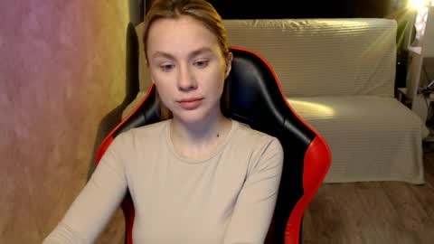 Snapshot of baby_kitte chatting on 9, 4, 2026 baby_kitte online show from 9, 4, 2026