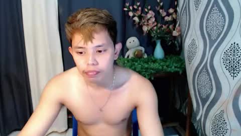 Snapshot of baby_maxxx chatting on 18, 3, 2026 Max online show from 18, 3, 2026