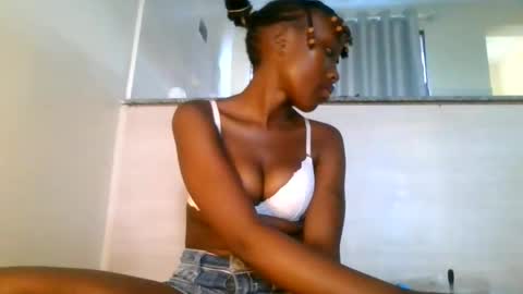 Snapshot of baby_smiler chatting on 18, 5, 2026 baby_smiler online show from 18, 5, 2026
