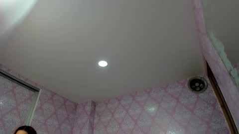 Snapshot of babyangel18_ chatting on 22, 9, 2025 ANGEL online show from 22, 9, 2025