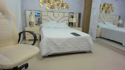 Snapshot of babyangel18_ chatting on 12, 10, 2025 ANGEL online show from 12, 10, 2025