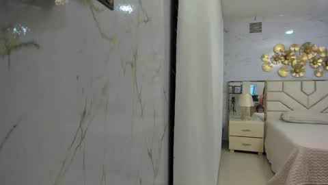 Snapshot of babyangel18_ chatting on 2, 11, 2025 ANGEL online show from 2, 11, 2025