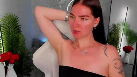 Snapshot of babyisperfect chatting on 17, 6, 2026 Sophia online show from 17, 6, 2026