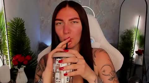 Snapshot of babyisperfect chatting on 4, 7, 2026 Sophia online show from 4, 7, 2026