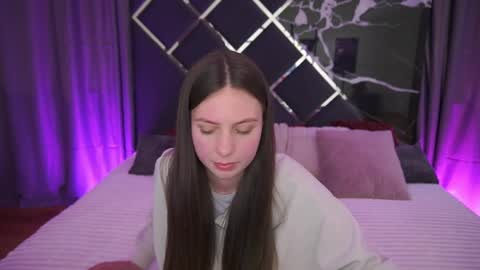 Snapshot of babylumii chatting on 10, 4, 2026 Lady Vi online show from 10, 4, 2026