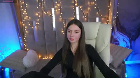Snapshot of babylumii chatting on 22, 4, 2026 Lady Vi online show from 22, 4, 2026