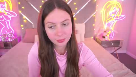 Snapshot of babylumii chatting on 11, 5, 2026 Lady Vi online show from 11, 5, 2026