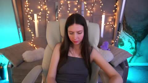 Snapshot of babylumii chatting on 16, 5, 2026 Lady Vi online show from 16, 5, 2026