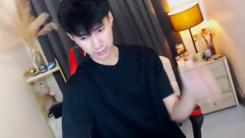 call me james online show from 19, 11, 2025