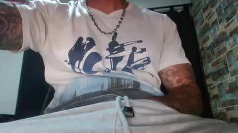 Snapshot of babyrecord chatting on 2, 12, 2025 babyrecord online show from 2, 12, 2025