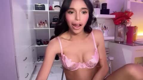 Snapshot of babysabrinaxx chatting on 17, 2, 2026 babysabrinaxx online show from 17, 2, 2026